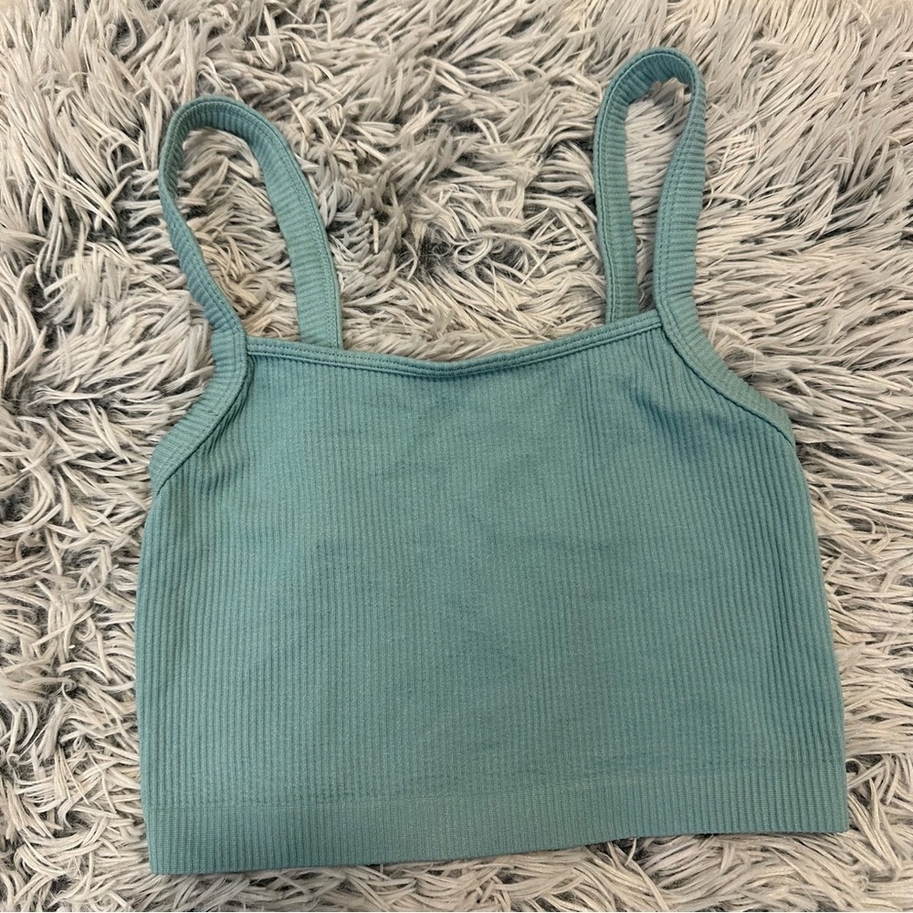 Colsie Ribbed Crop Top - Picture 4 of 11